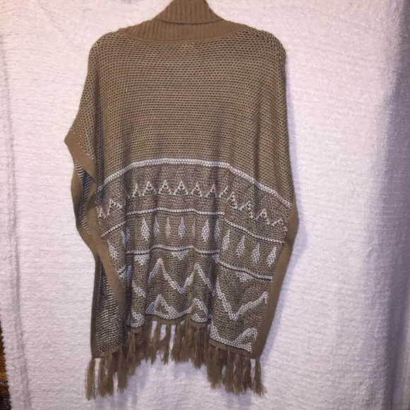 Faded Glory Cowl Neck Sweater Poncho size M 8-10 - Picture 2 of 4